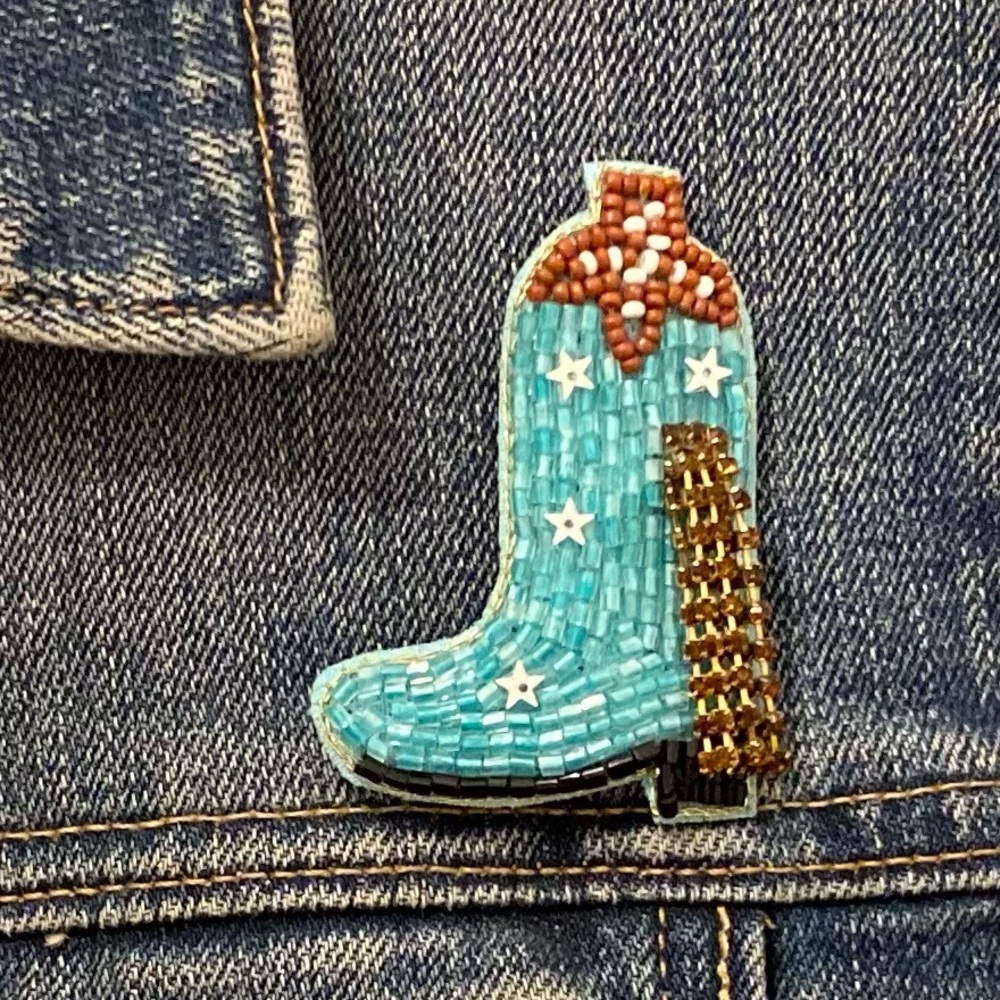 Beaded Cowboy Boot Brooch Turquoise w/Dangling Beads - Picture 1 of 9